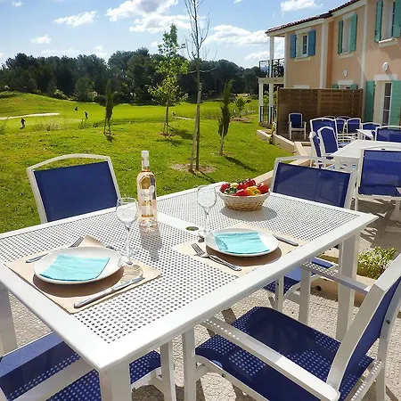 Apart-hotel Pierre & Du Golf De Pont Royal En Provence 3*