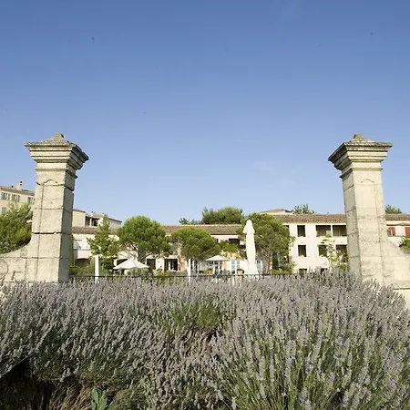 Pierre & Du Golf De Pont Royal En Provence Apart-hotel